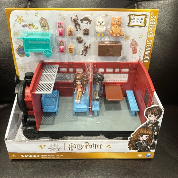 Harry Potter Magical Minis Hogwarts Express - Picture 1 of 2
